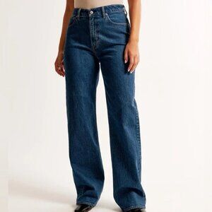 Abercrombie & Fitch Curve Love The 90s Relaxed Jean High Rise Womens 30/10R